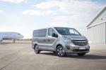 Opel Vivaro Tourer BiTurbo 2017 года